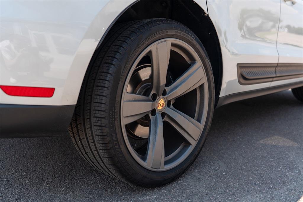 2024 Porsche Macan