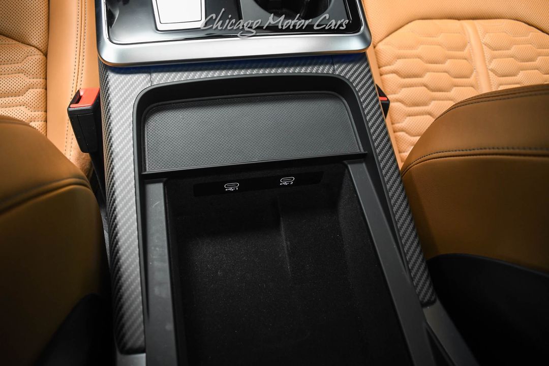 2025 Audi RS Q8 Performance