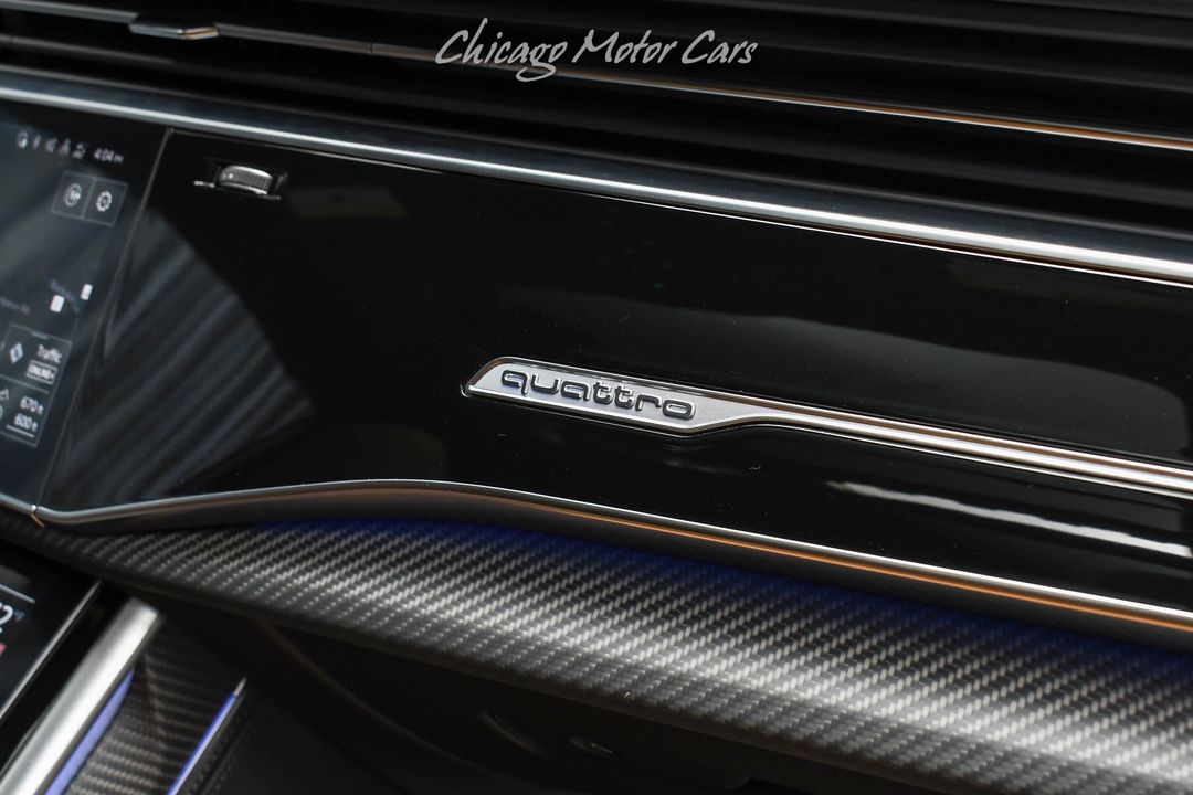 2025 Audi RS Q8 Performance