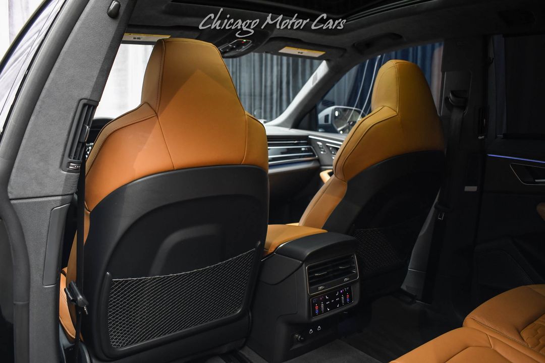 2025 Audi RS Q8 Performance