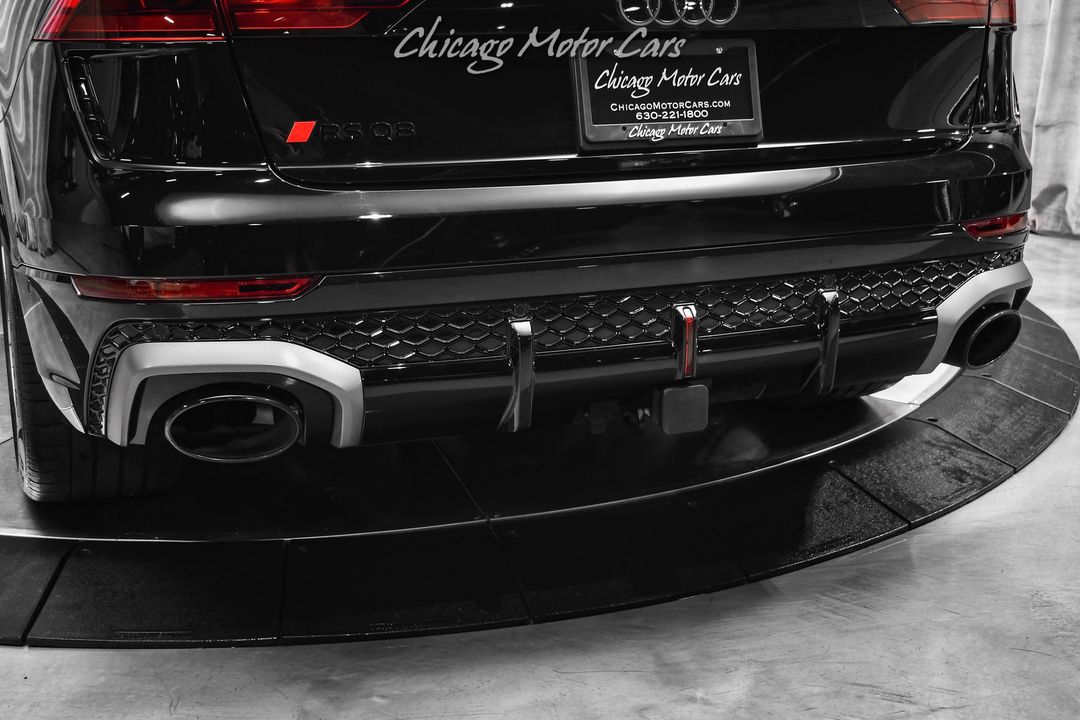 2025 Audi RS Q8 Performance