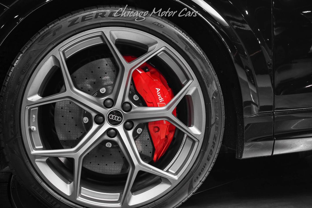 2025 Audi RS Q8 Performance