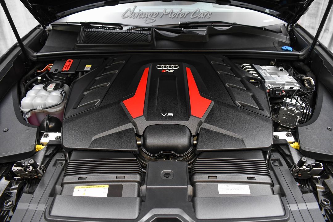 2025 Audi RS Q8 Performance