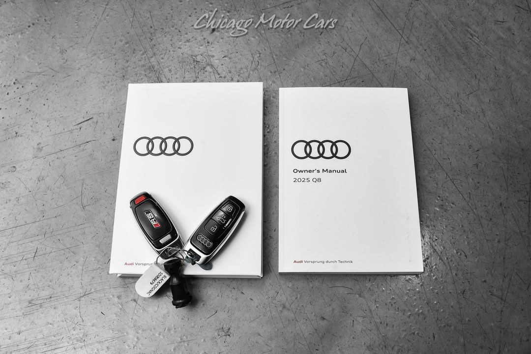 2025 Audi RS Q8 Performance