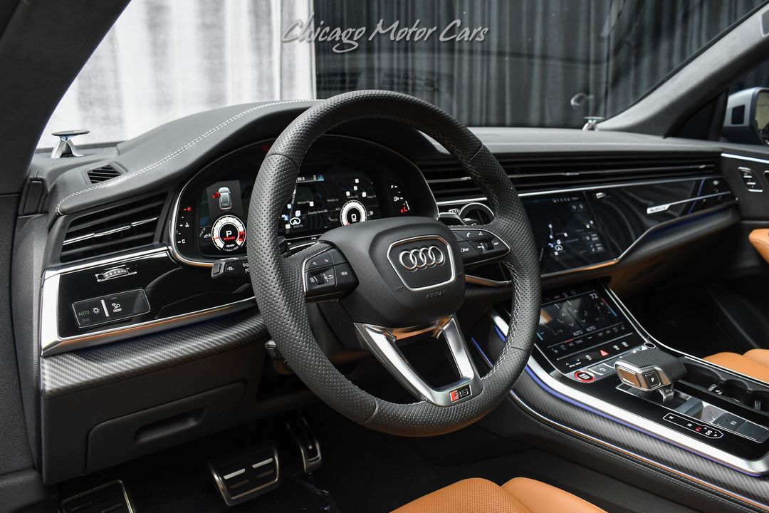 2025 Audi RS Q8 Performance