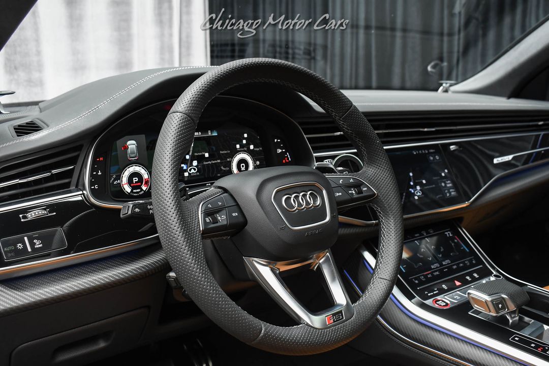 2025 Audi RS Q8 Performance