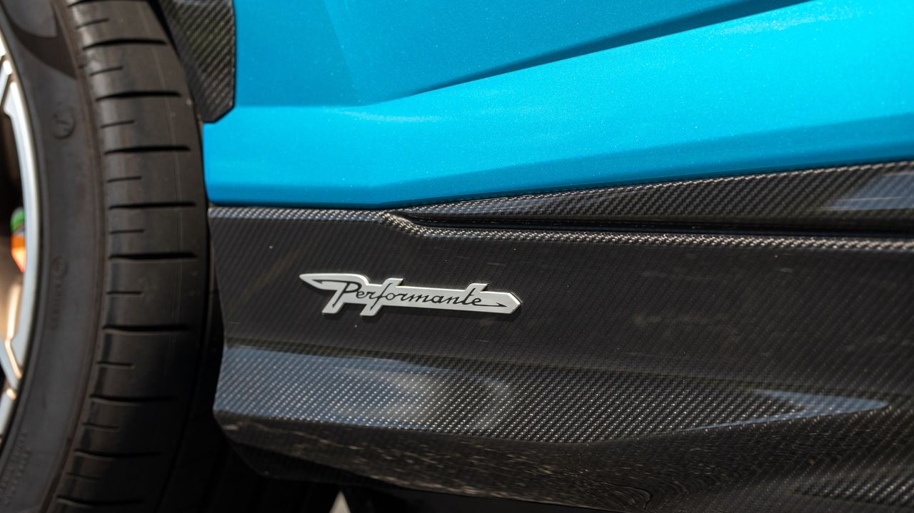 2023 Lamborghini Urus