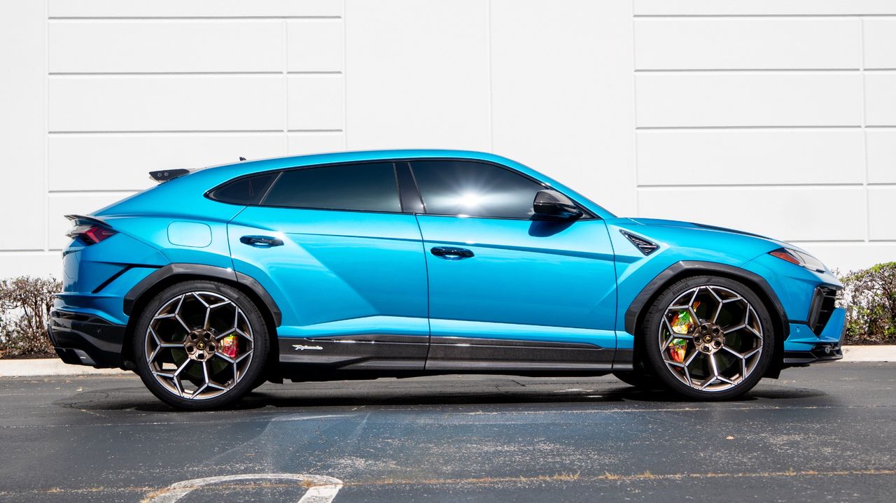 2023 Lamborghini Urus
