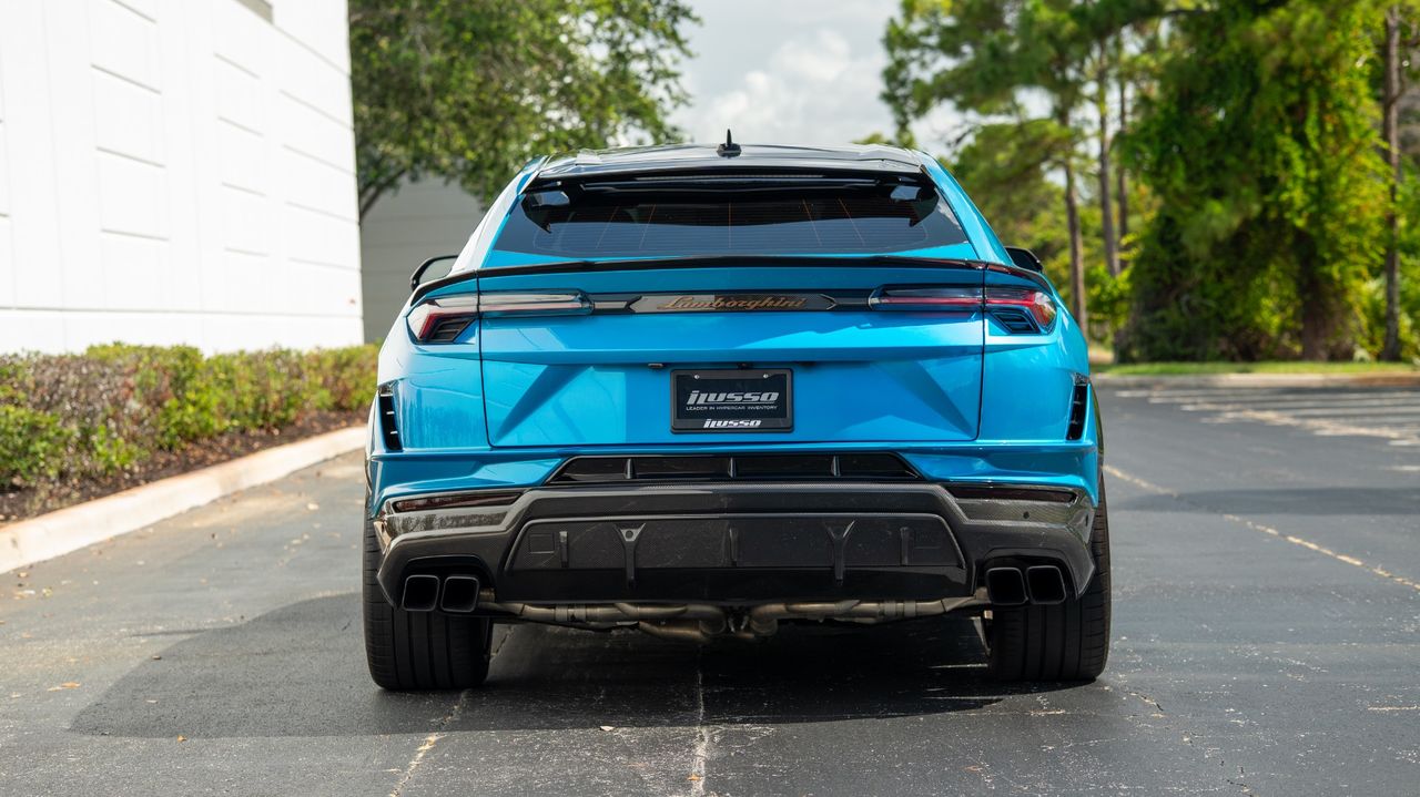 2023 Lamborghini Urus