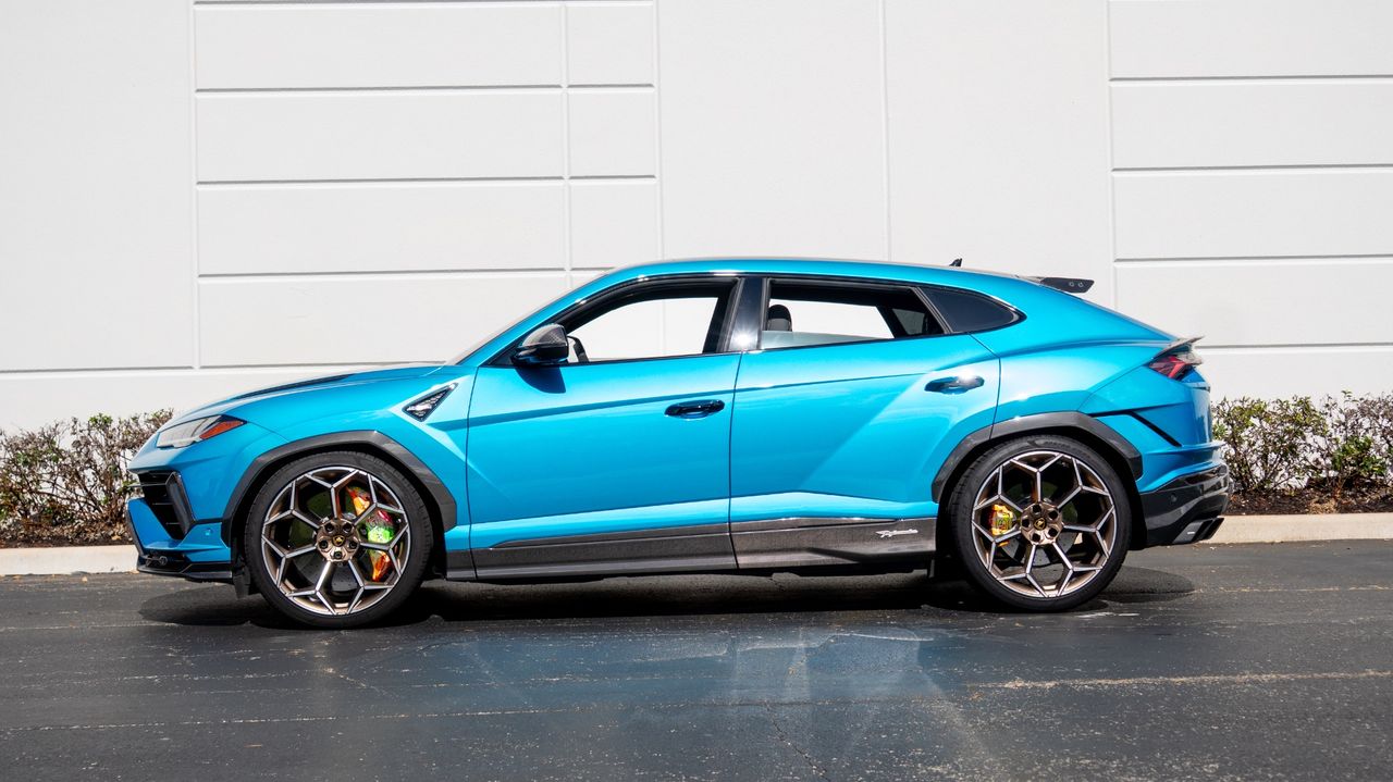 2023 Lamborghini Urus