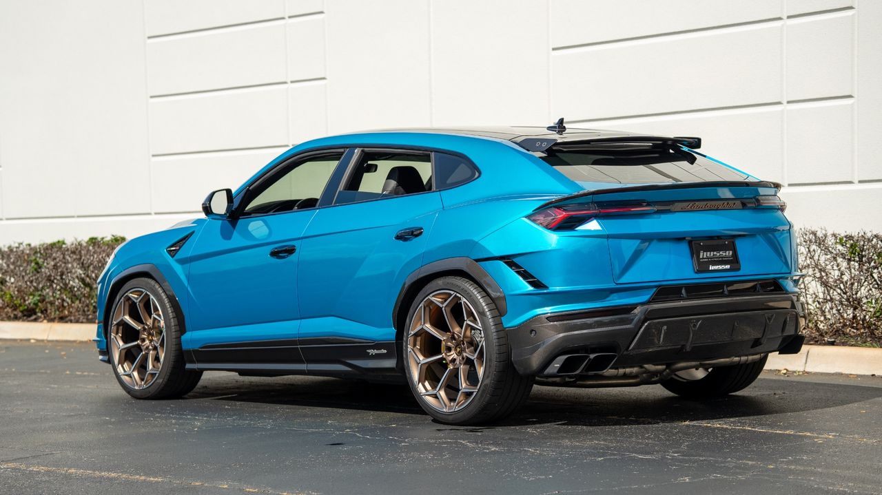 2023 Lamborghini Urus