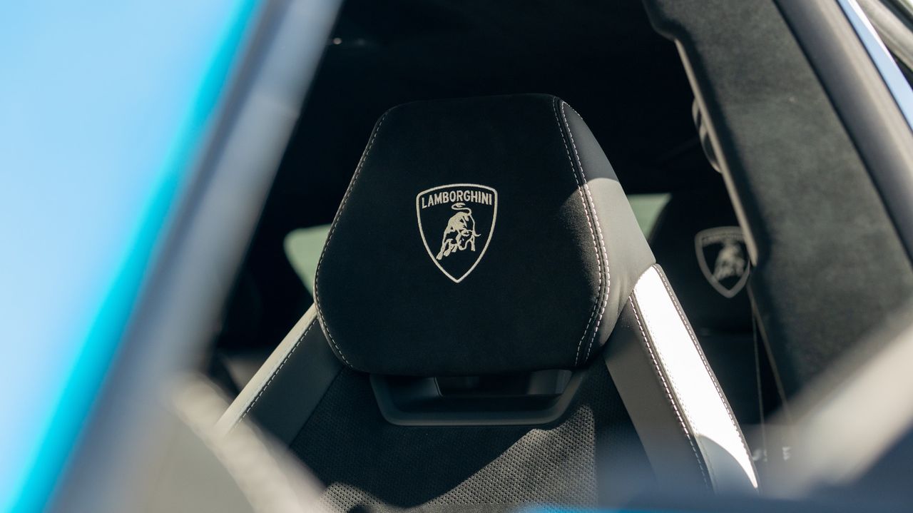 2023 Lamborghini Urus
