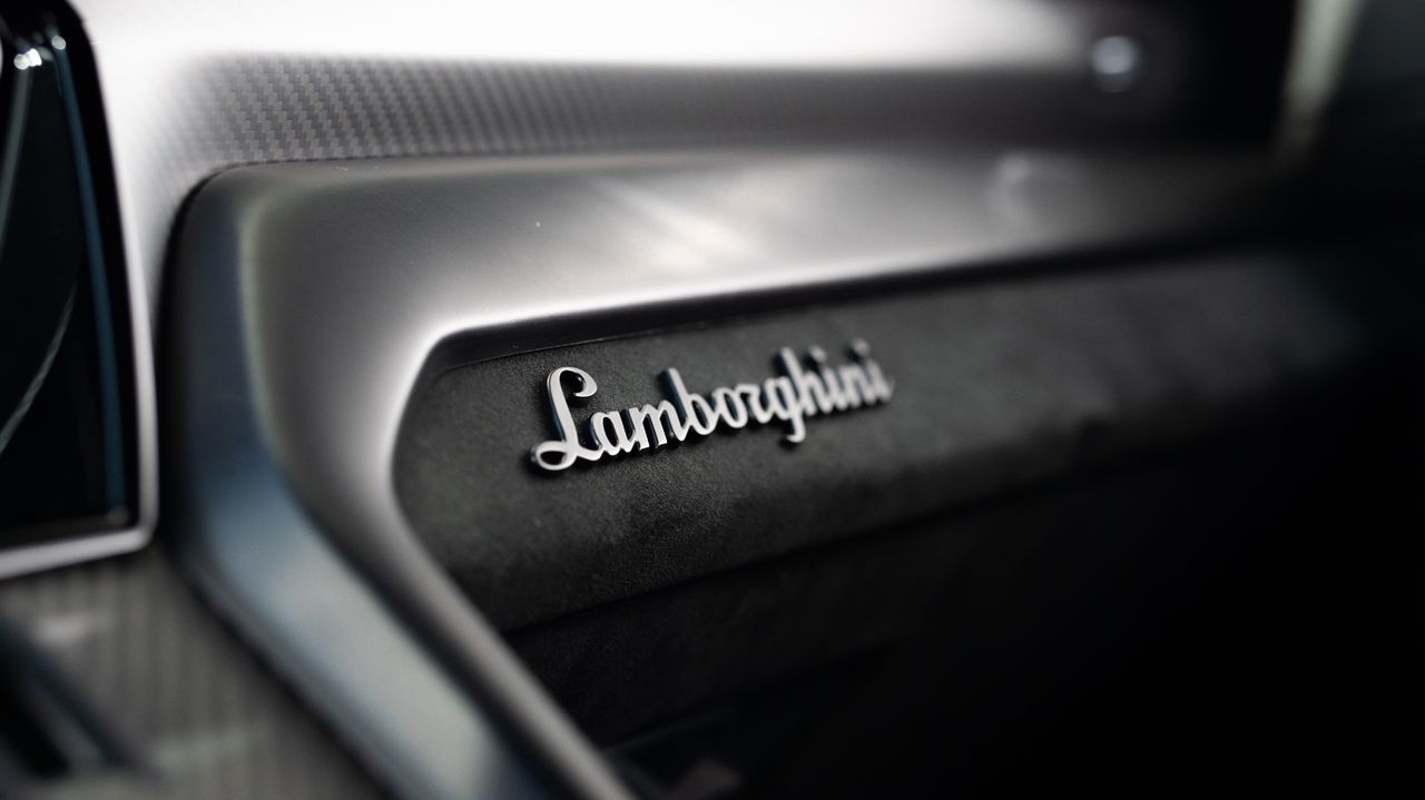 2023 Lamborghini Urus