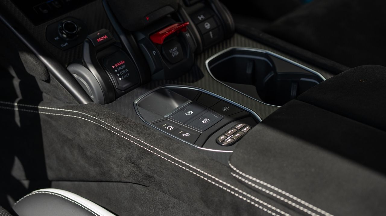 2023 Lamborghini Urus