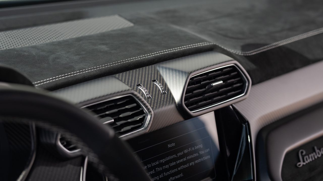 2023 Lamborghini Urus