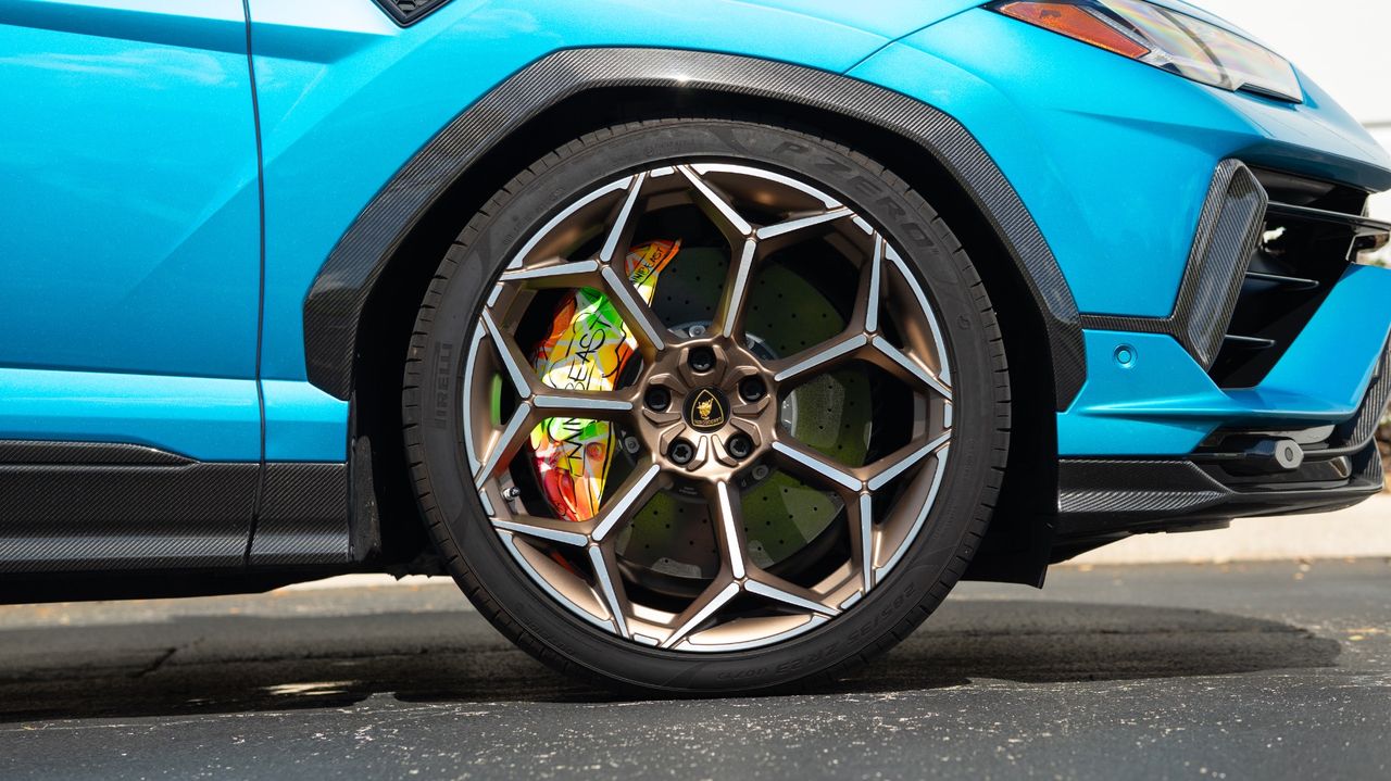 2023 Lamborghini Urus