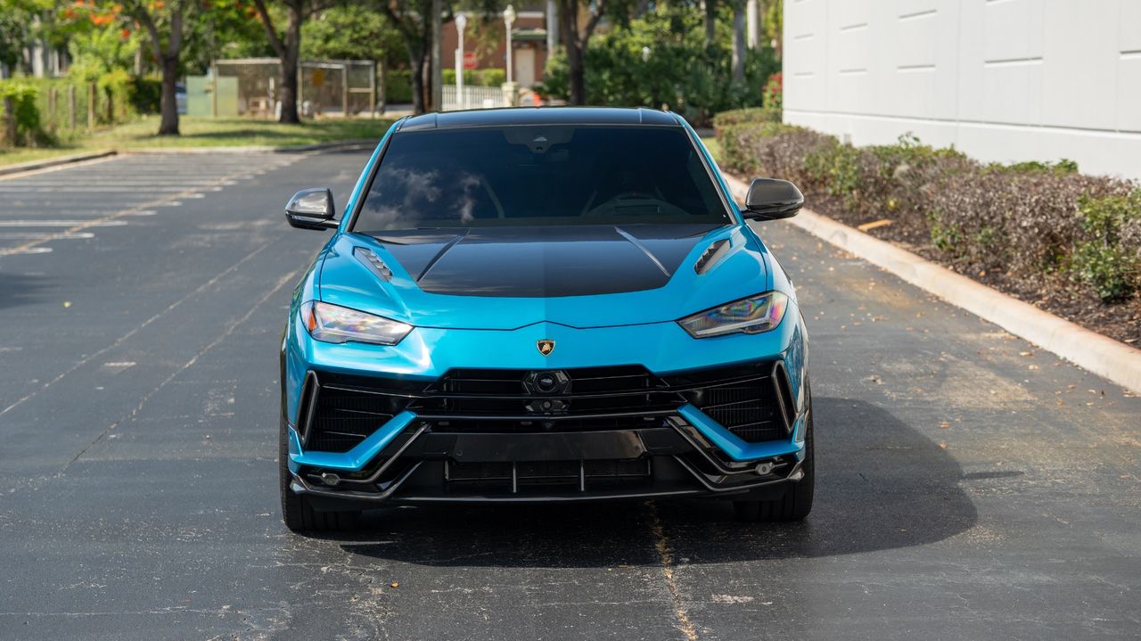 2023 Lamborghini Urus