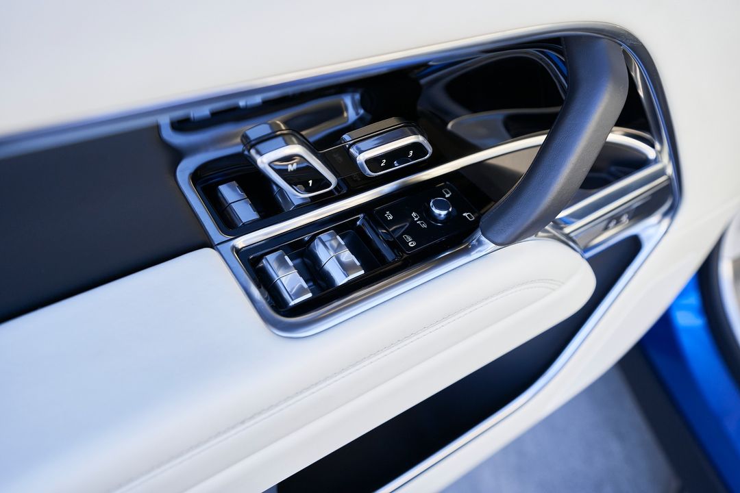 2025 Land Rover Range Rover