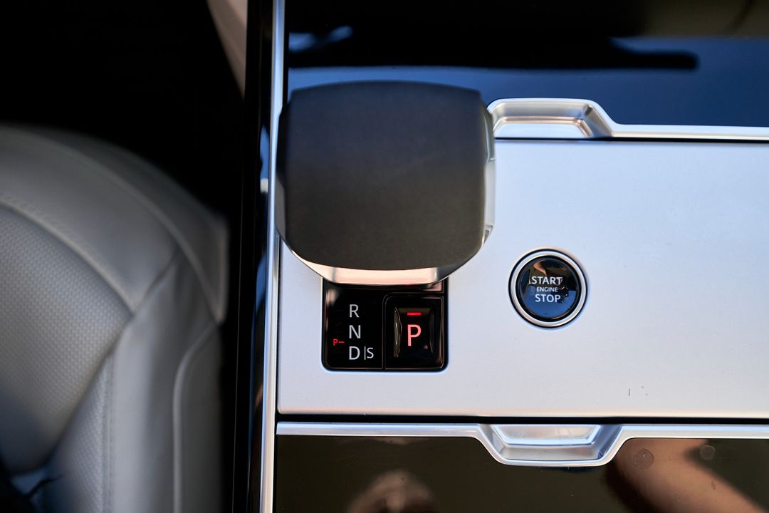 2025 Land Rover Range Rover