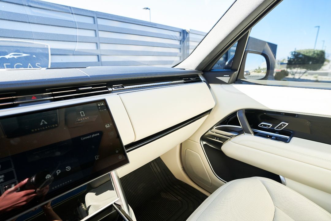 2025 Land Rover Range Rover