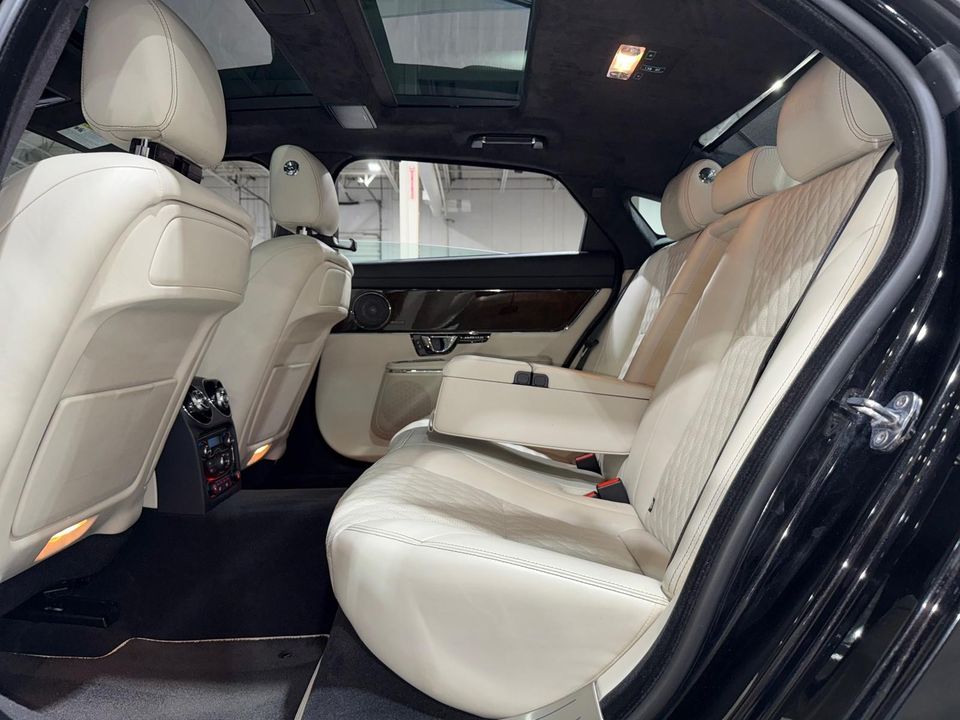 2019 Jaguar XJ