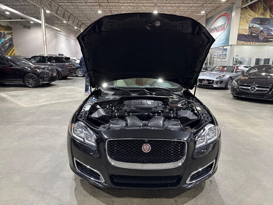 2019 Jaguar XJ