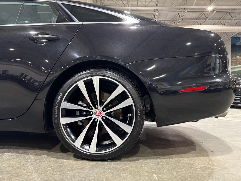 2019 Jaguar XJ