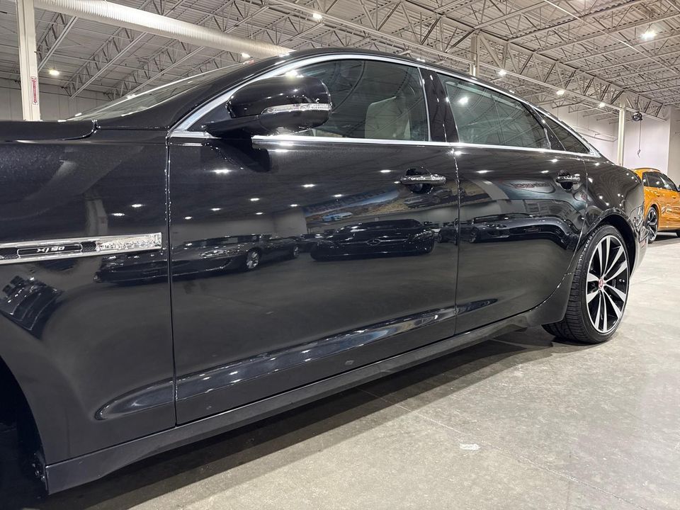 2019 Jaguar XJ