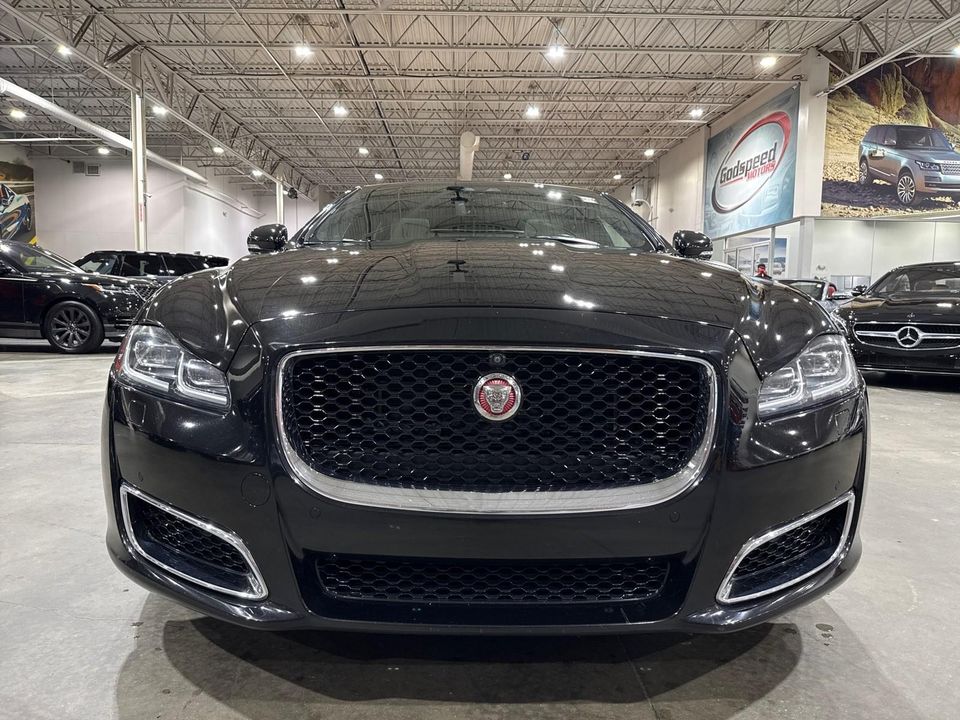 2019 Jaguar XJ