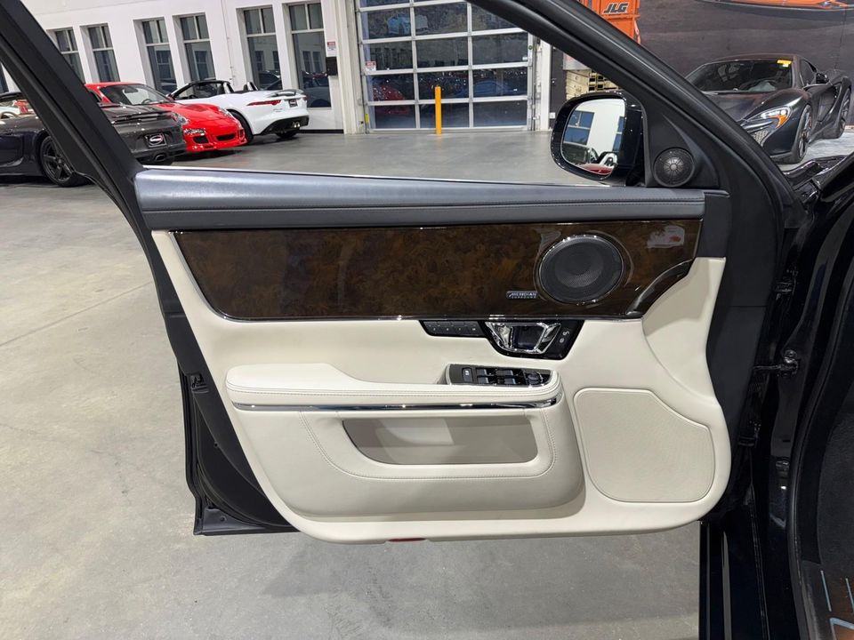 2019 Jaguar XJ