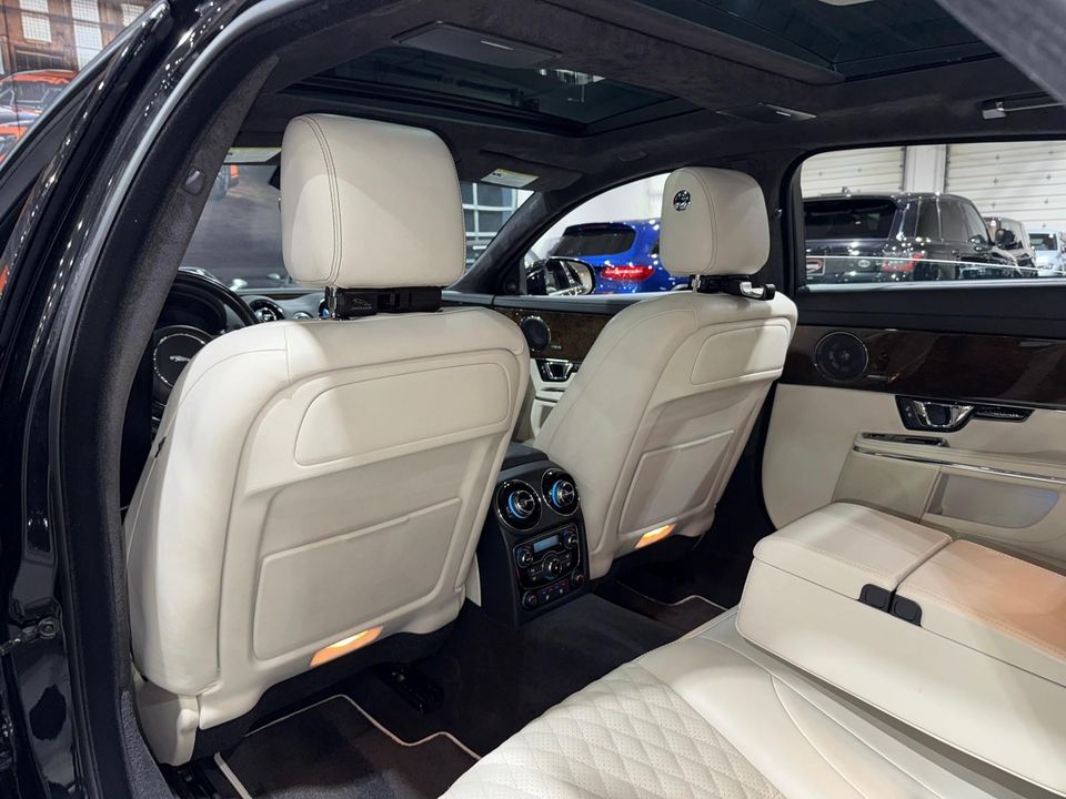2019 Jaguar XJ