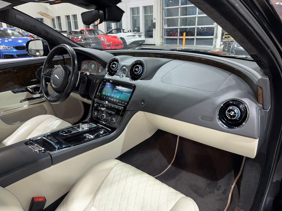 2019 Jaguar XJ