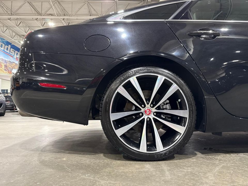 2019 Jaguar XJ