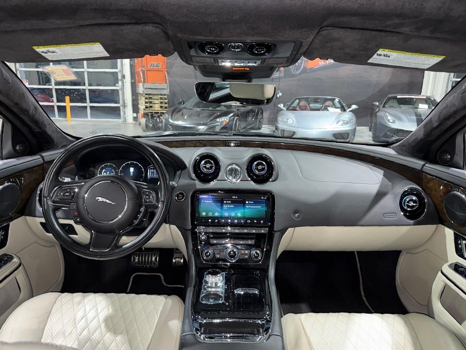 2019 Jaguar XJ
