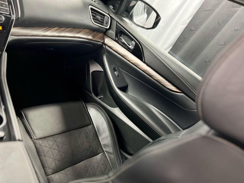 2018 Nissan Maxima