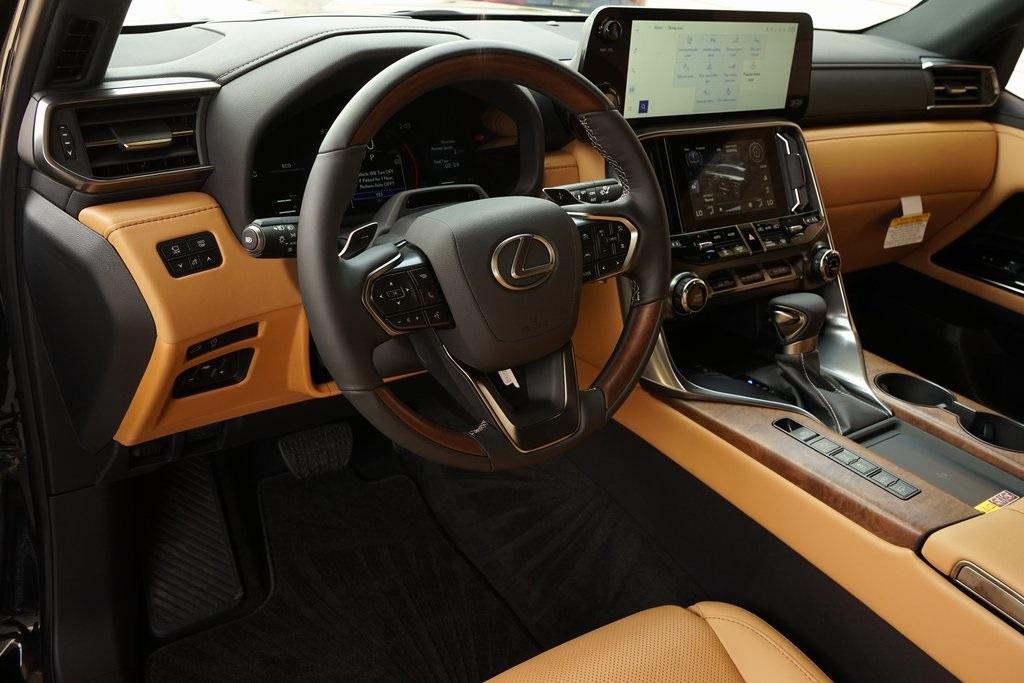 2025 Lexus LX 600
