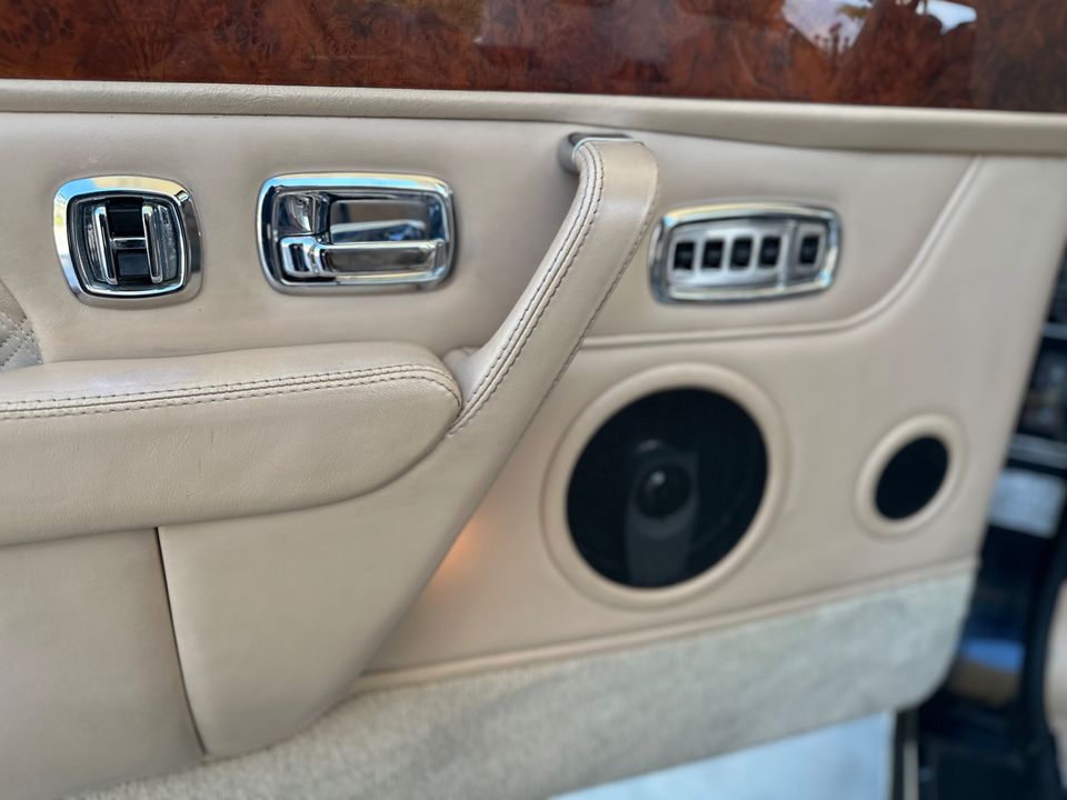 2003 Bentley Azure