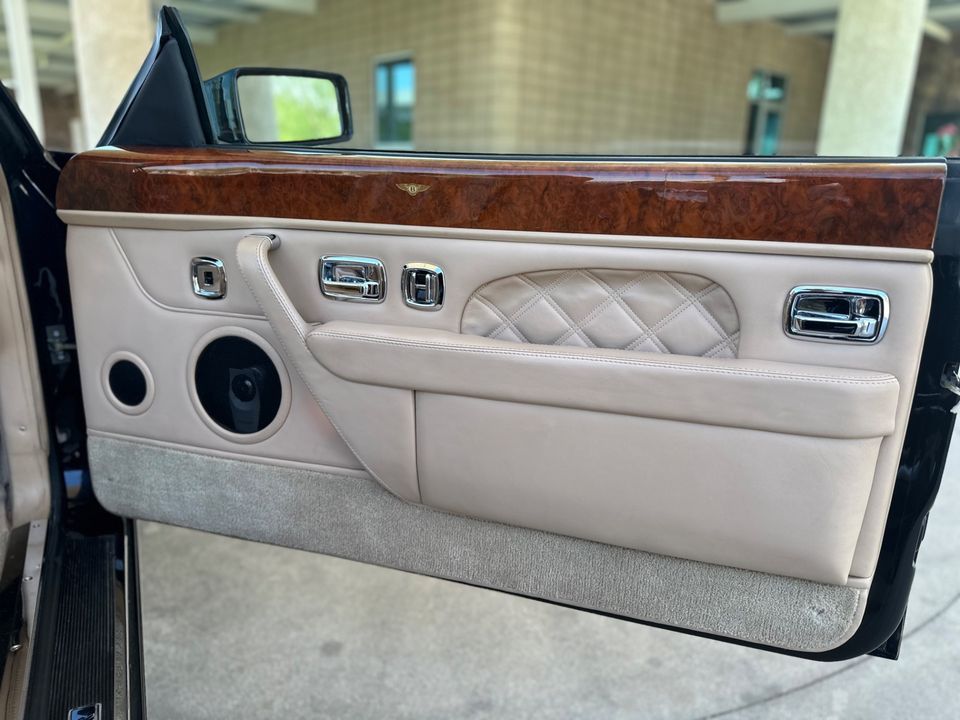 2003 Bentley Azure