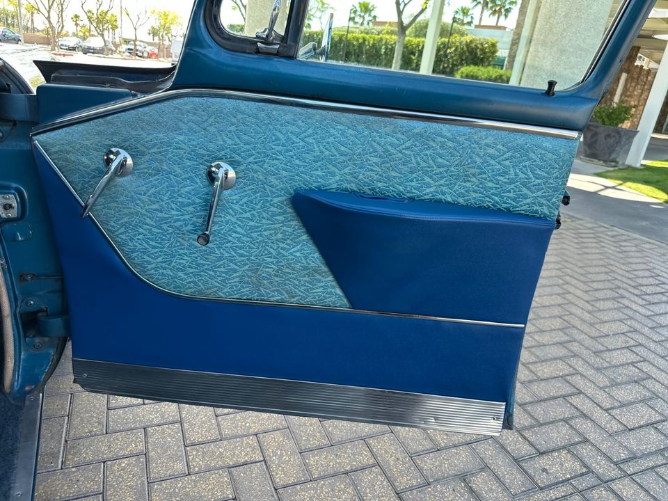 1958 Packard 58 model L sedan