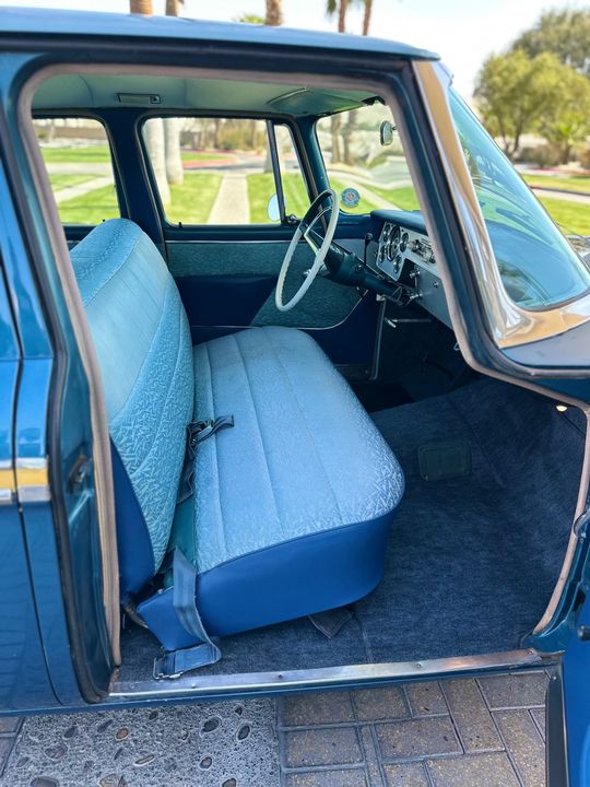 1958 Packard 58 model L sedan
