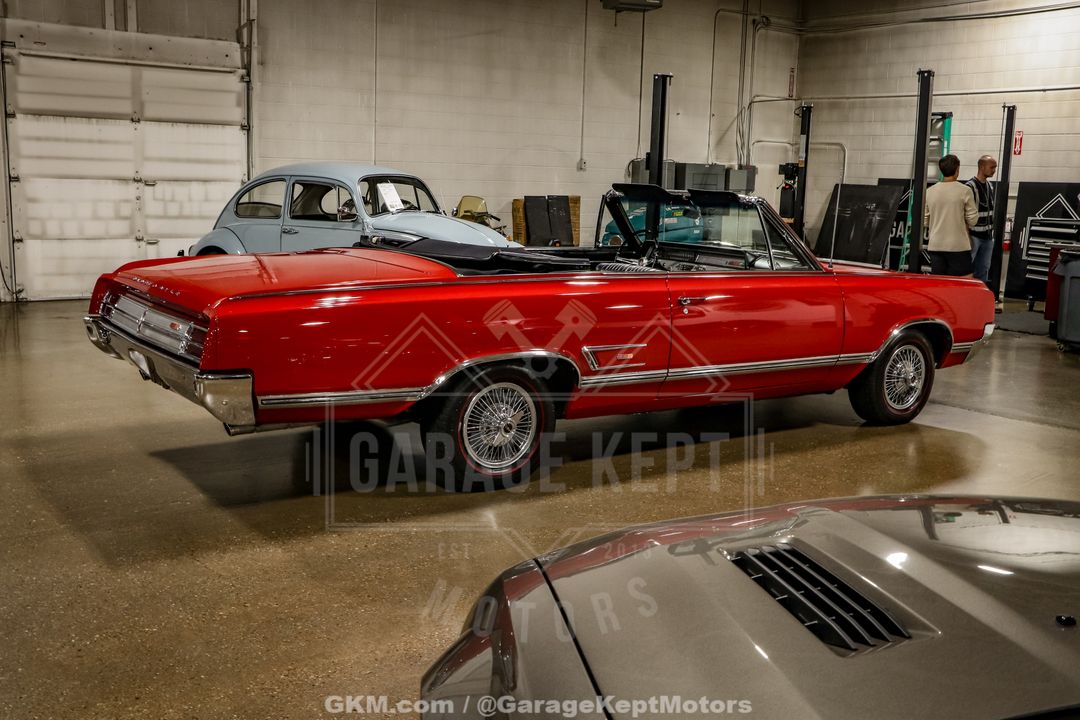1965 Oldsmobile Cutlass 442 Convertible