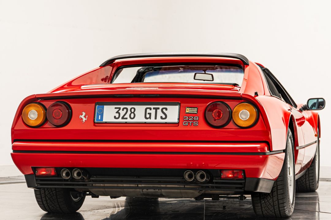 1988 Ferrari 328
