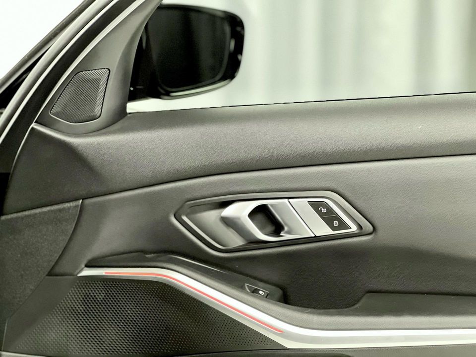 2022 BMW 330i xDrive