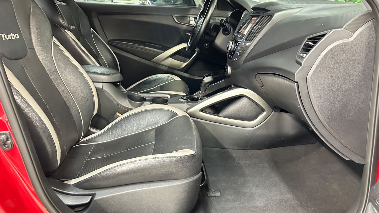 2015 Hyundai VELOSTER