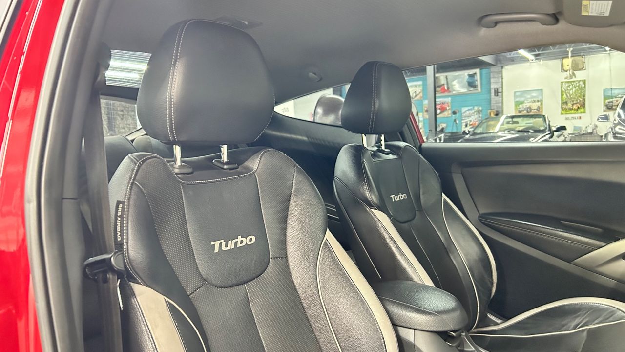 2015 Hyundai VELOSTER