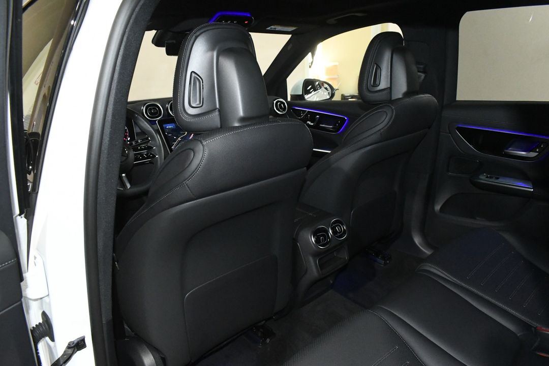 2025 Mercedes-Benz GLC