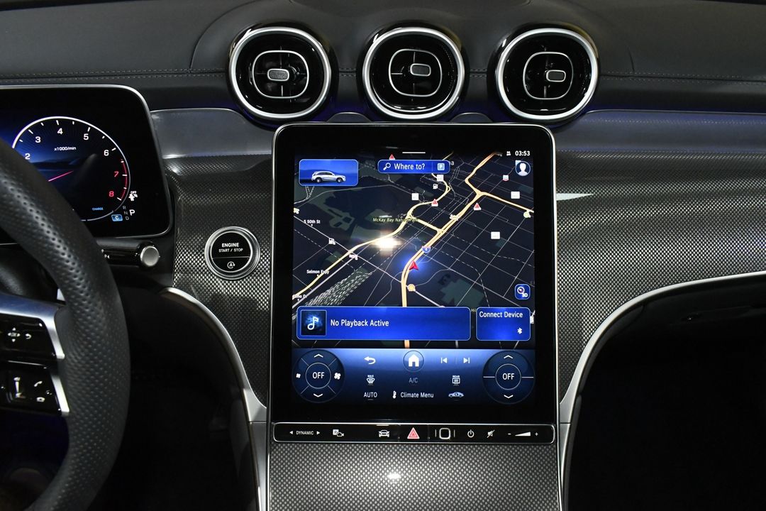 2025 Mercedes-Benz GLC