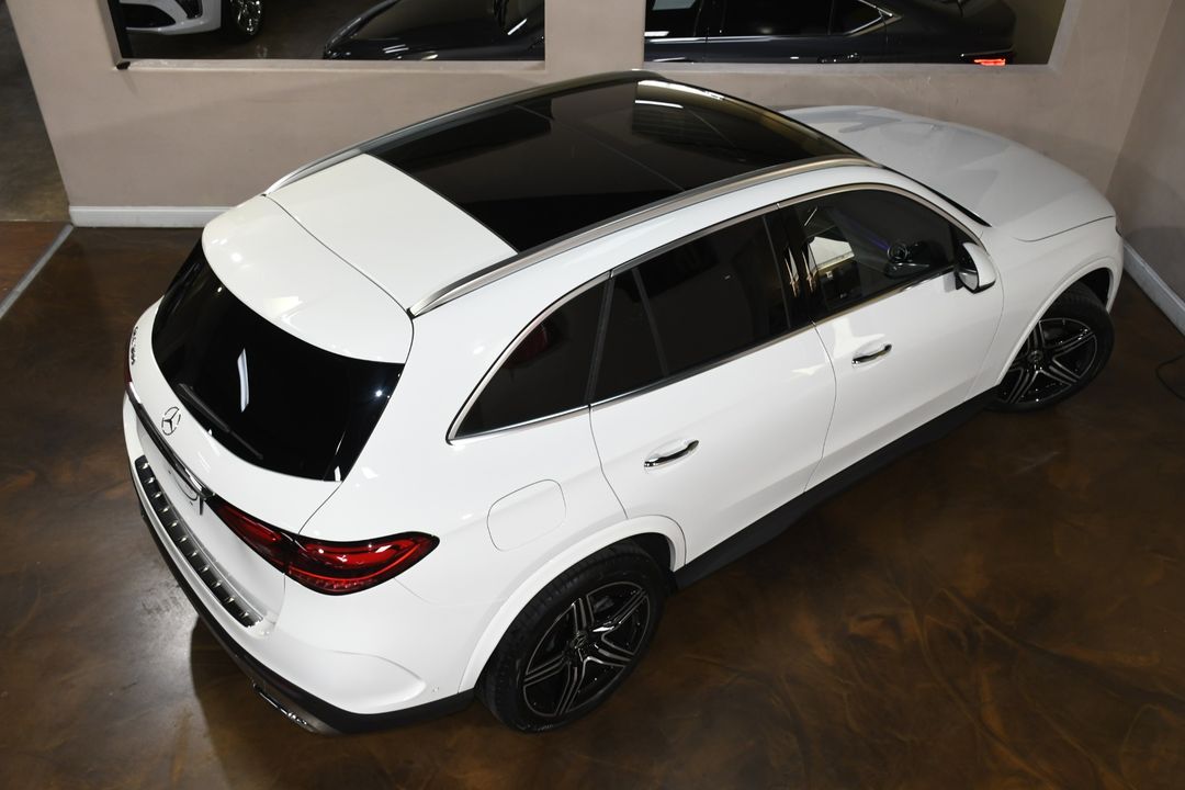 2025 Mercedes-Benz GLC