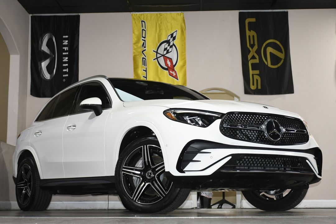 2025 Mercedes-Benz GLC