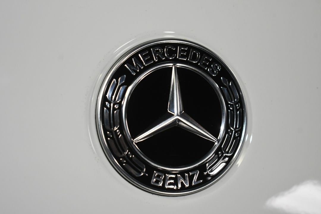 2025 Mercedes-Benz GLC